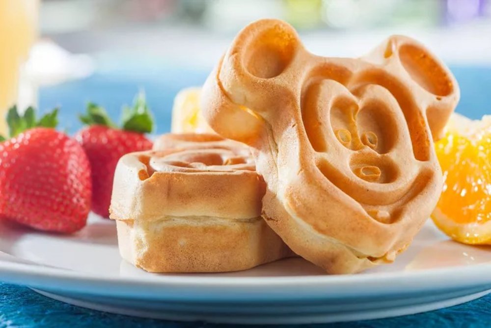 an-gi-o-disneyland-thuong-hai