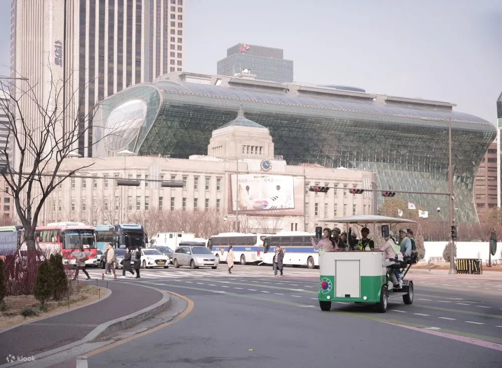 lan-dau-du-lich-nuoc-ngoai-