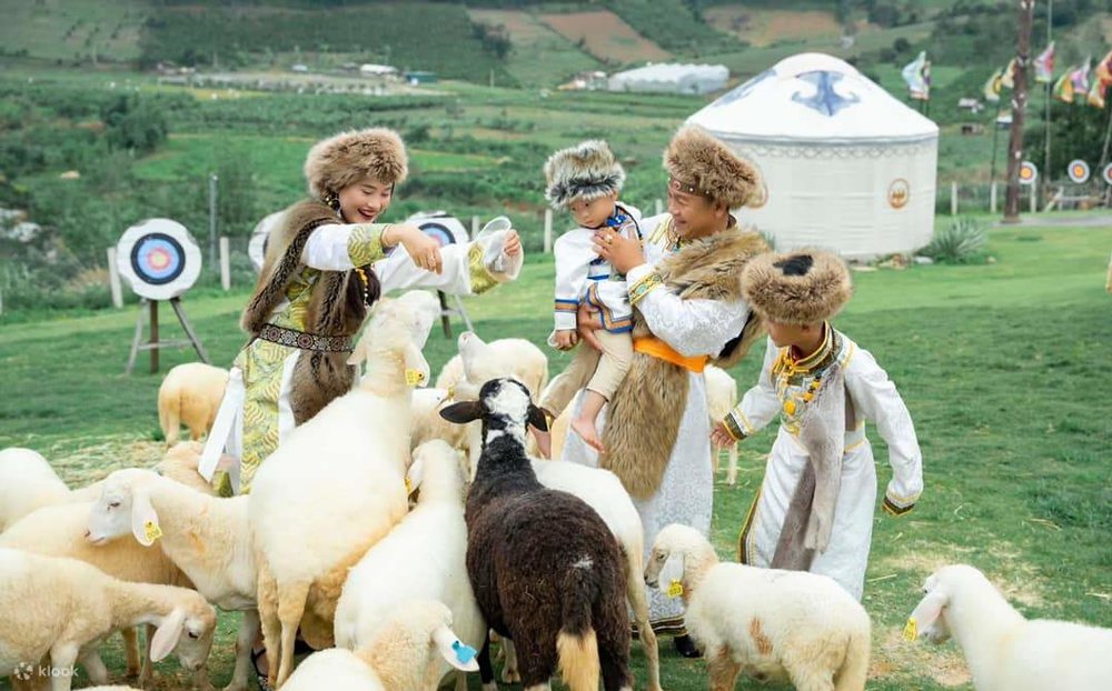 Mongo Land – Mô Hình Làng Cổ Tích Giữa Rừng Thông Ở Đà Lạt