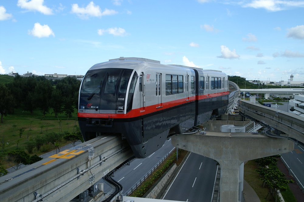 沖繩都市單軌列車