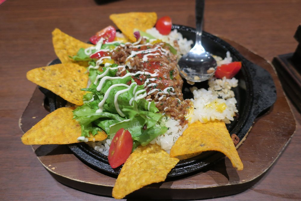 那霸機場塔可飯