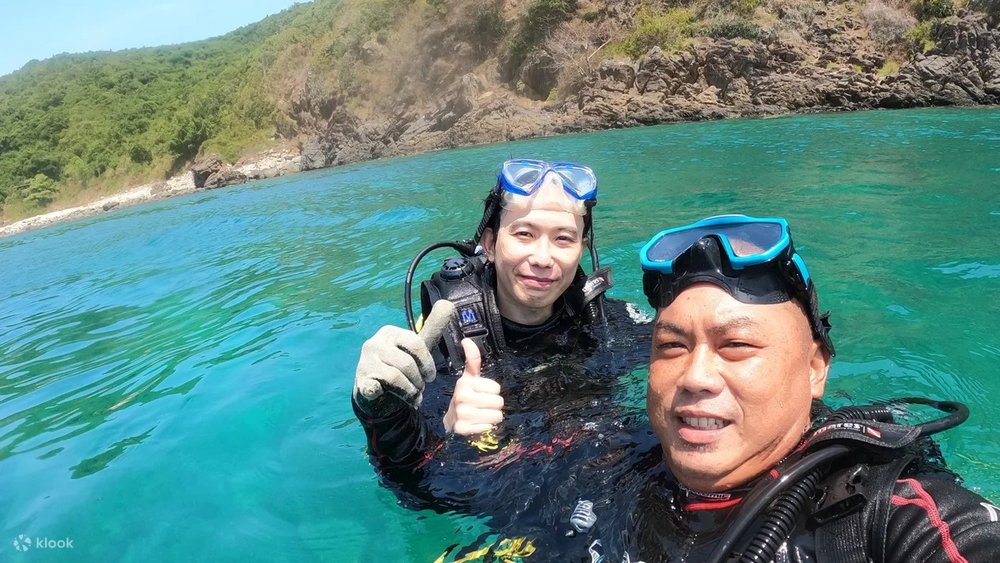 Trải Nghiệm Lặn Bình Khí Tại Rạn San Hô Nha Trang