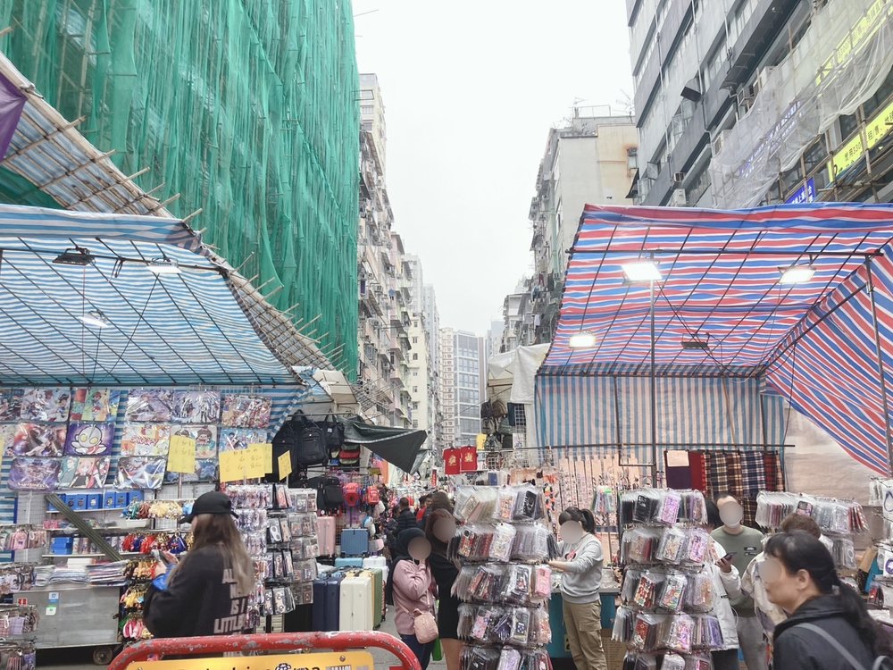 ナイトマーケット　女人街