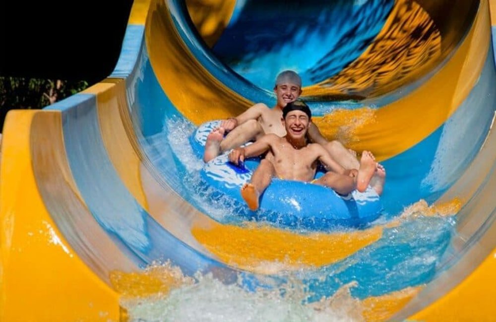 Hẻm Núi Ngọc Trai