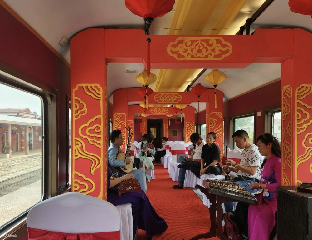  Tàu Địa Phương