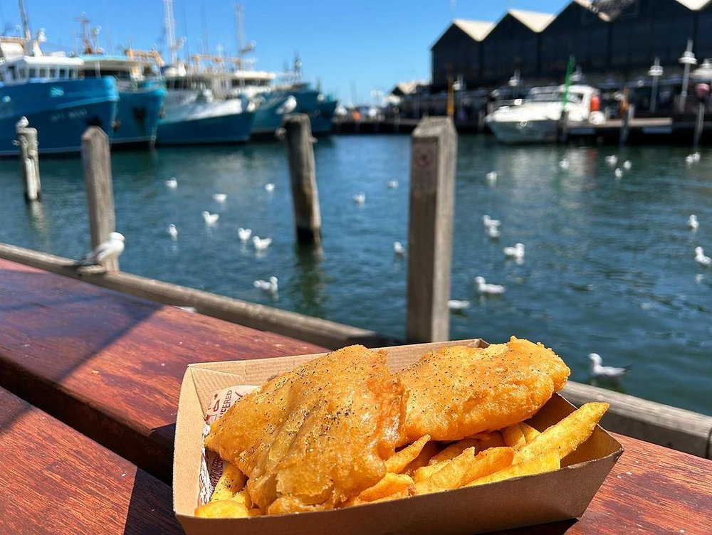 Perth kid-friendly road trip itinerary: fish and chips at fremantle
