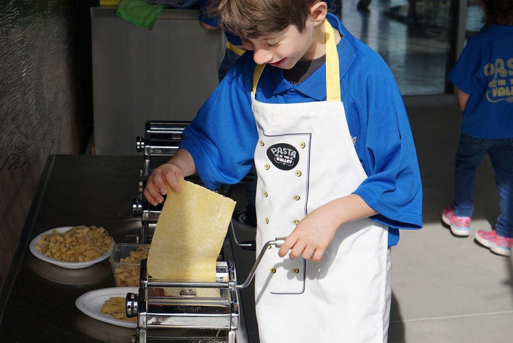 Perth kid-friendly road trip itinerary: pasta in the valley