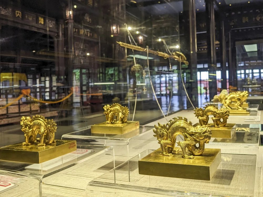 Khu vực Ấn tín và Kim sách 