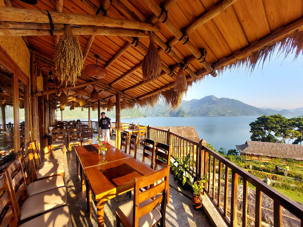 Mai Châu Hideaway Lake Resort