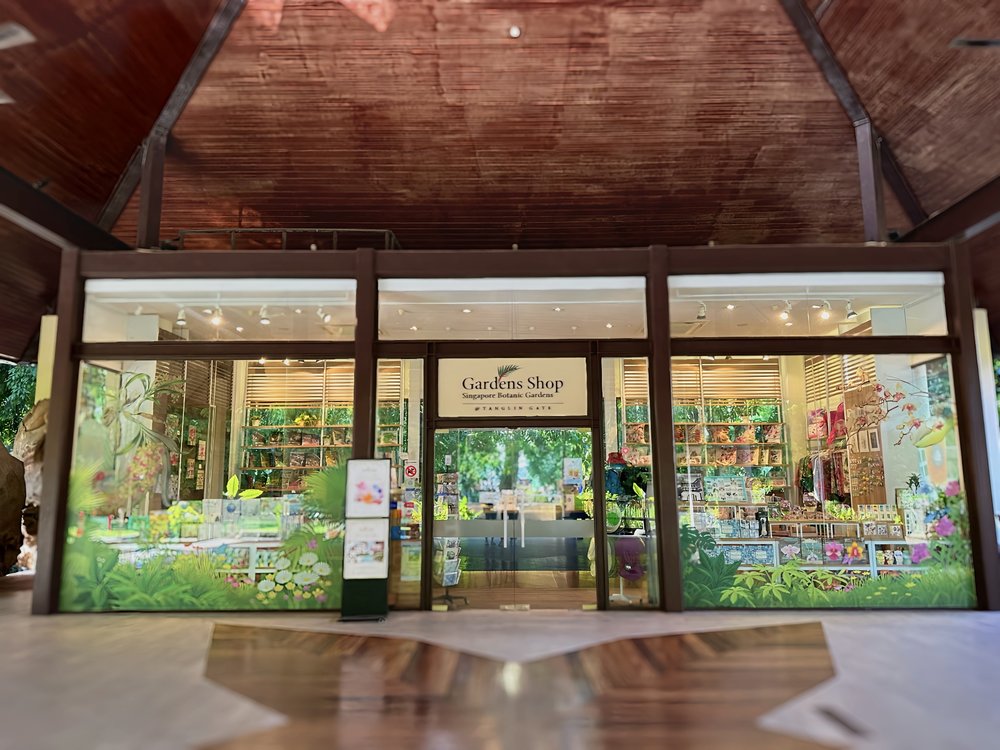 Mua sắm tại Gardens Shop