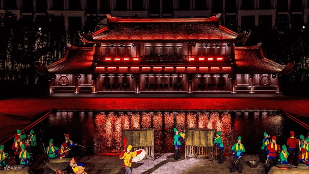 Đắm Chìm Trong Show Diễn Tinh Hoa Việt Nam