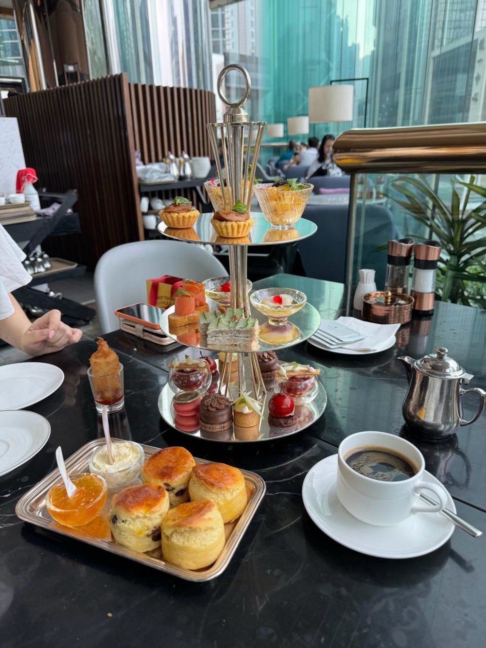 香港　アフタヌーンティー The Lounge（JW Marriott Hotel ）