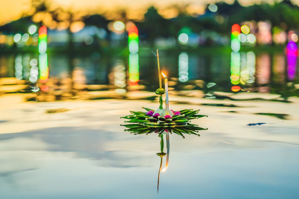 Loy Krathong – Lễ Hội Hoa Đăng Lớn Nhất Thái Lan
