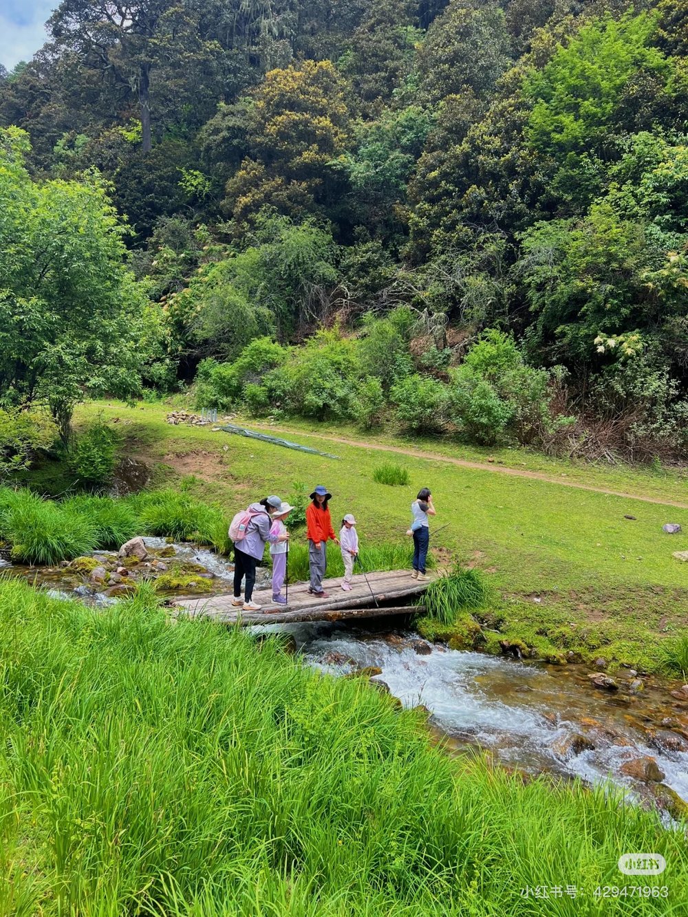梅里雪山景點, 奔子欄村