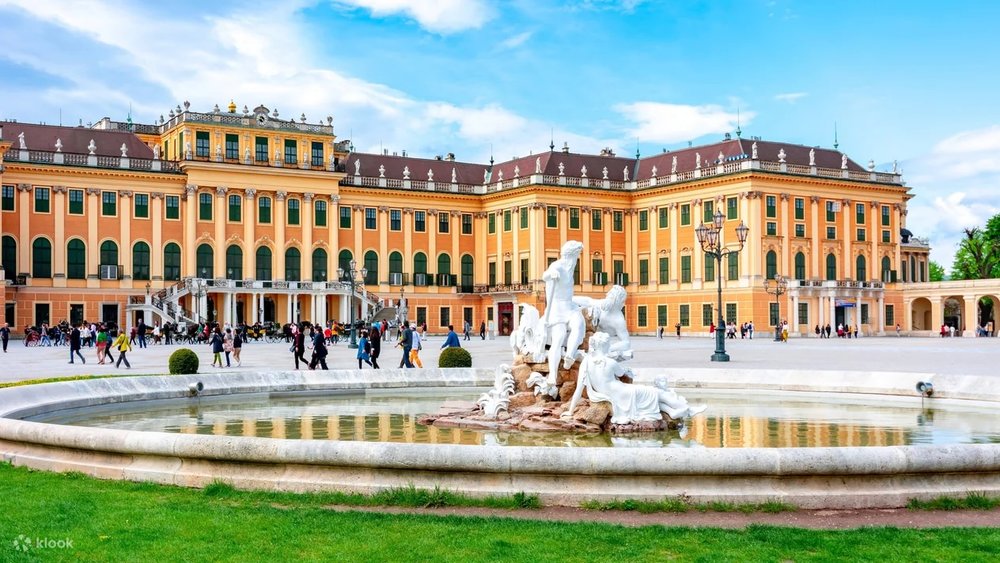 Cung Điện Schönbrunn – Biểu Tượng Hoàng Gia Rực Rỡ Của Vienna