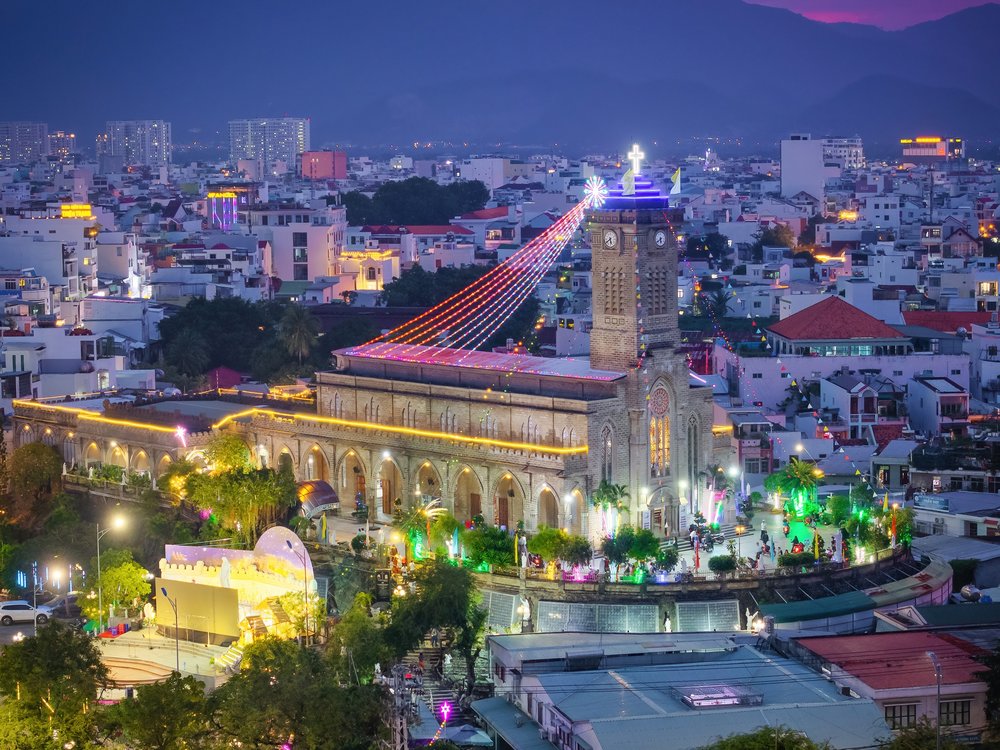 Khám Phá Nha Trang Rực Rỡ Mùa Lễ Hội