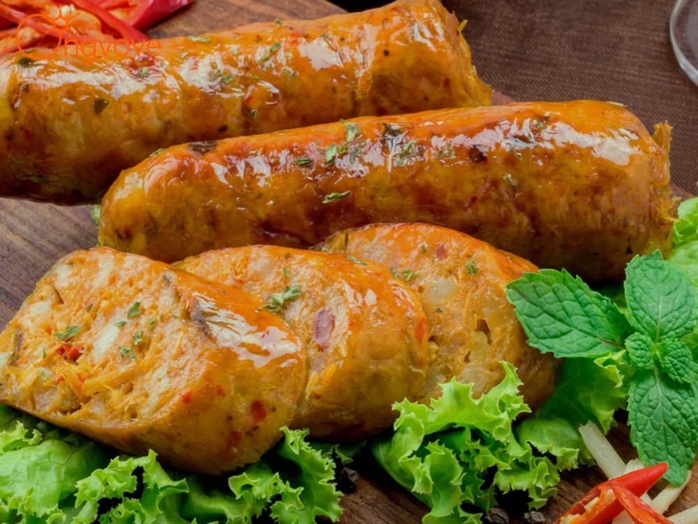 Sai Oua: Xúc Xích Kiểu Bắc Cay Nồng Khó Quên