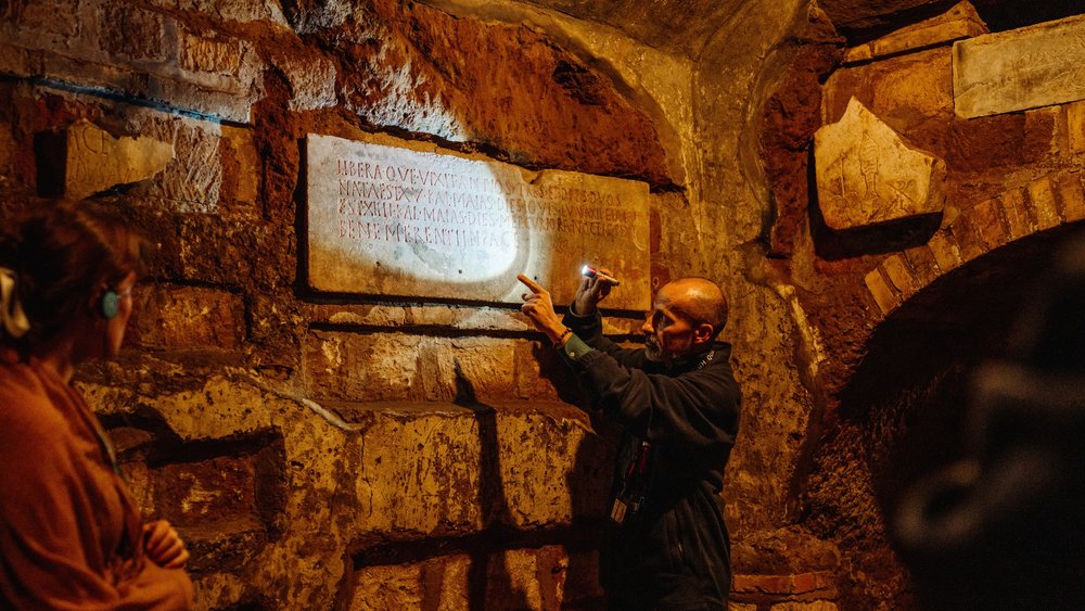 underground tour of catacombs
