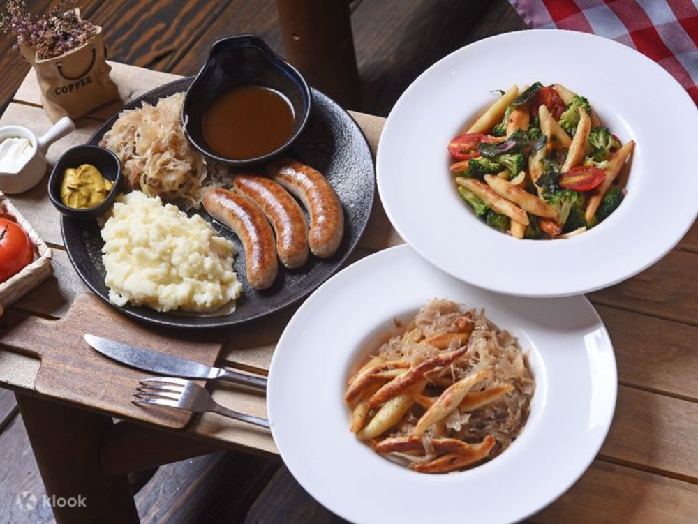 Chi Phí Ăn Uống Khi Đi Du Lịch Đức Bao Nhiêu?