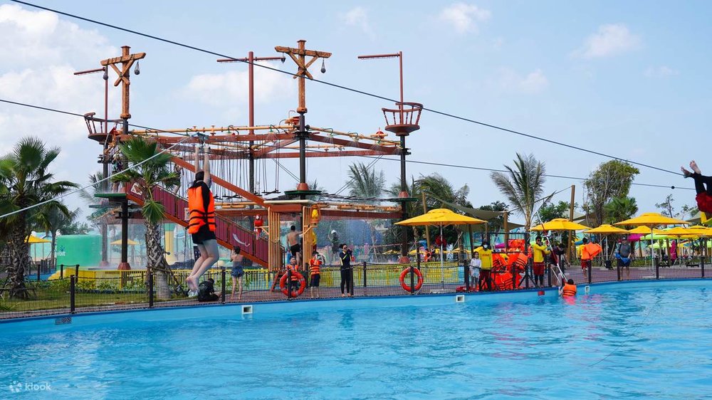 Wonderland Water Park: Công Viên Nước Theo Chủ Đề Ấn Tượng 