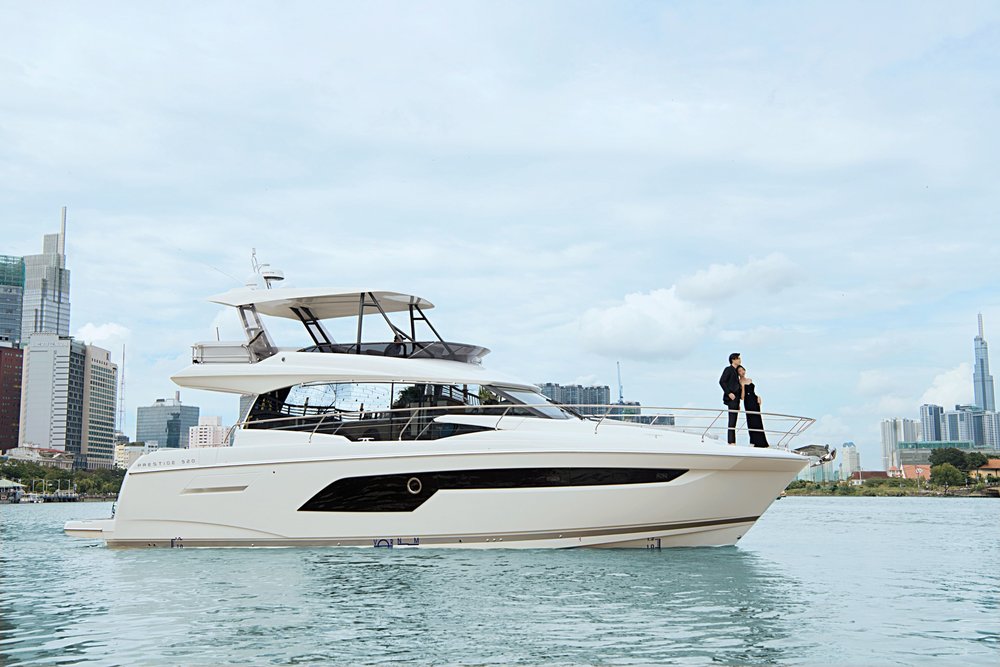 Du Thuyền Vietyacht Ngắm Hoàng Hôn 