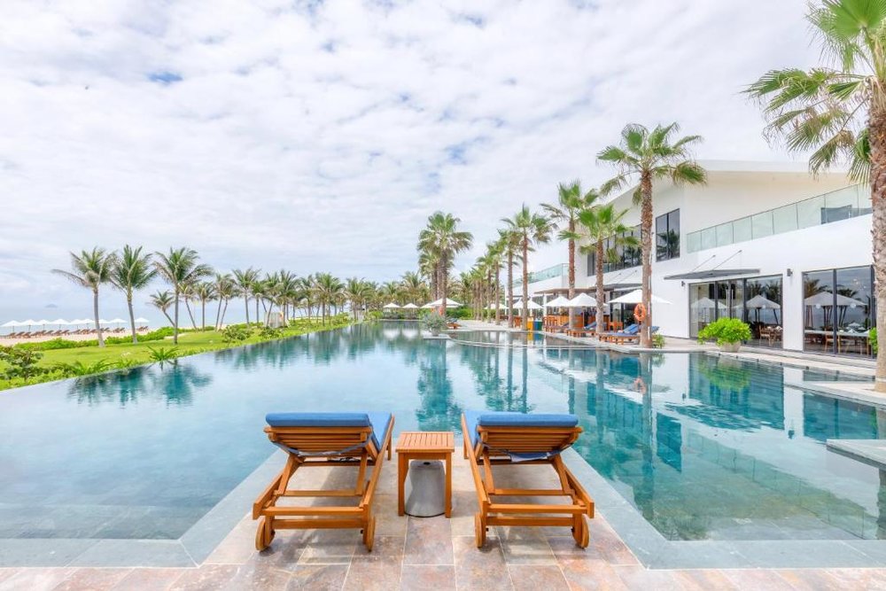 Selectum Noa Resort Cam Ranh Sang Trọng, Hiện Đại