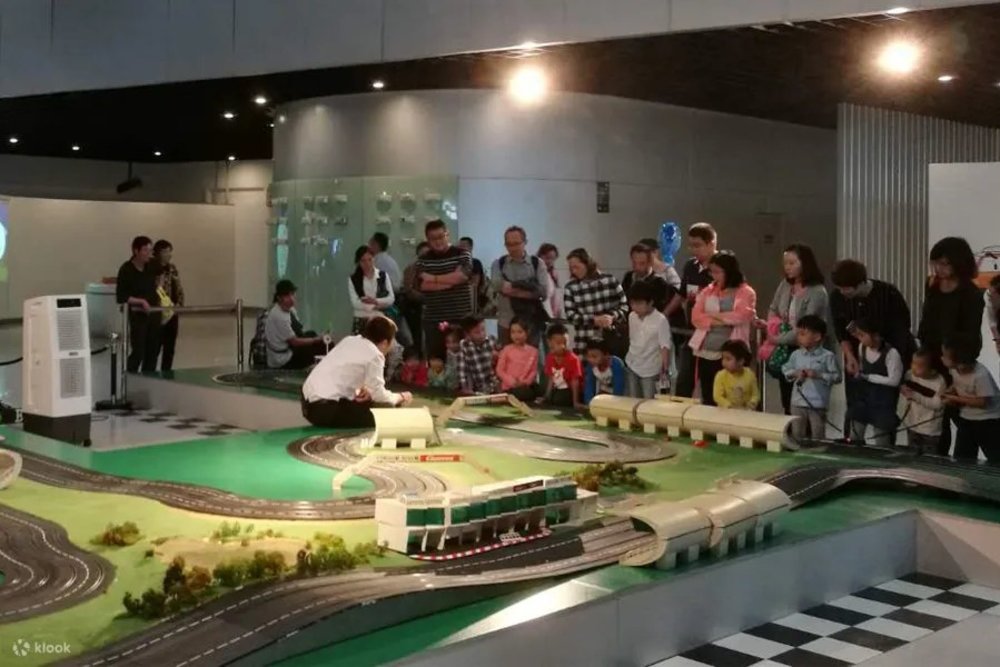 Bảo Tàng Ô Tô Thượng Hải – Thiên Đường Của Những Người Yêu Công Nghệ và Tốc Độ