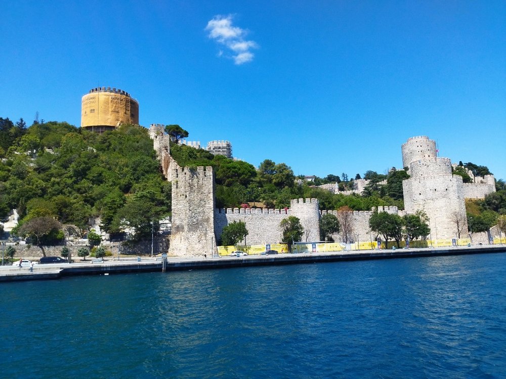魅惑の都市　 イスタンブールの観光名所をご紹介　ボスポラス海峡クルーズ　街