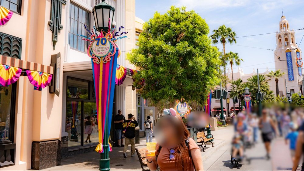 「世界で一番幸せな場所」カリフォルニアディズニー70周年を体験! 70周年デコレーション