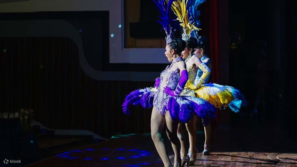 Giá Vé Alcazar Cabaret Pattaya Tham Khảo