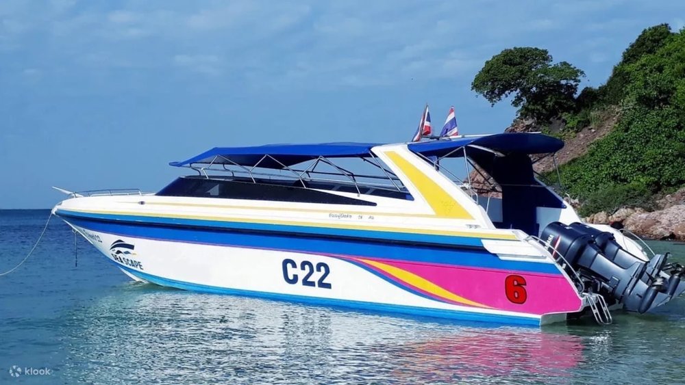 Dạo Chơi Tại Bãi Biển Pattaya Beach Road