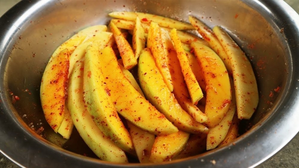 Xoài Lắc Muối Ớt