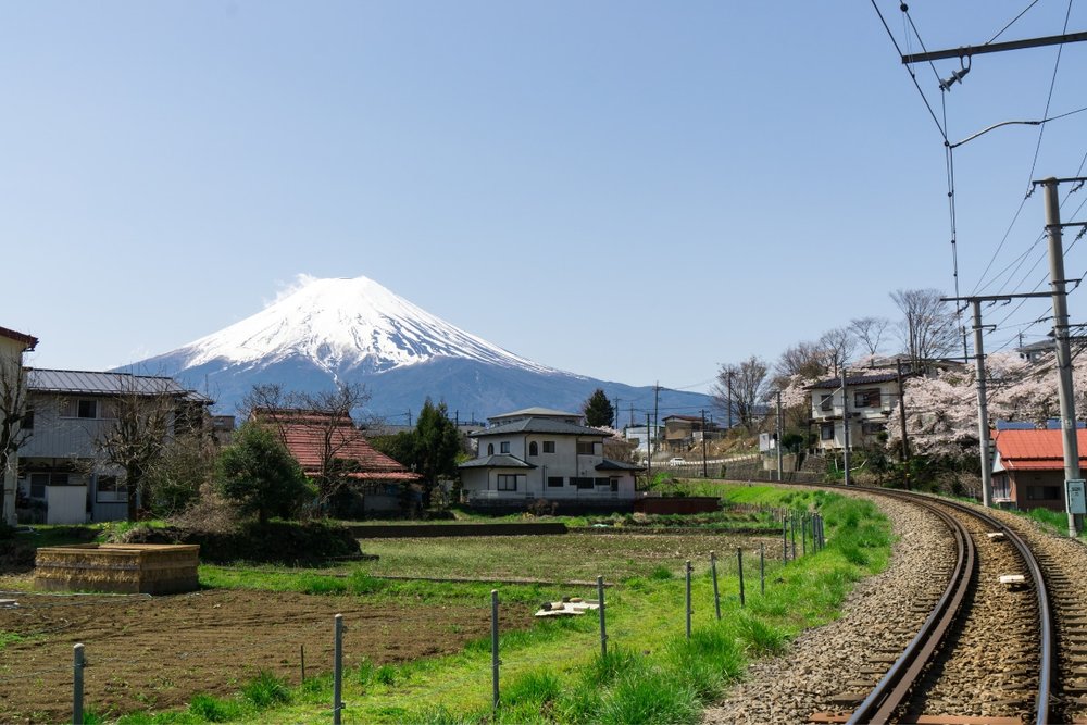 Buổi Sáng: Bắt Tàu Đi Hồ Kawaguchi Từ Tokyo 