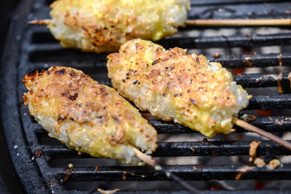 Bánh Gạo Nướng - Món Snack Truyền Thống Thơm Lừng