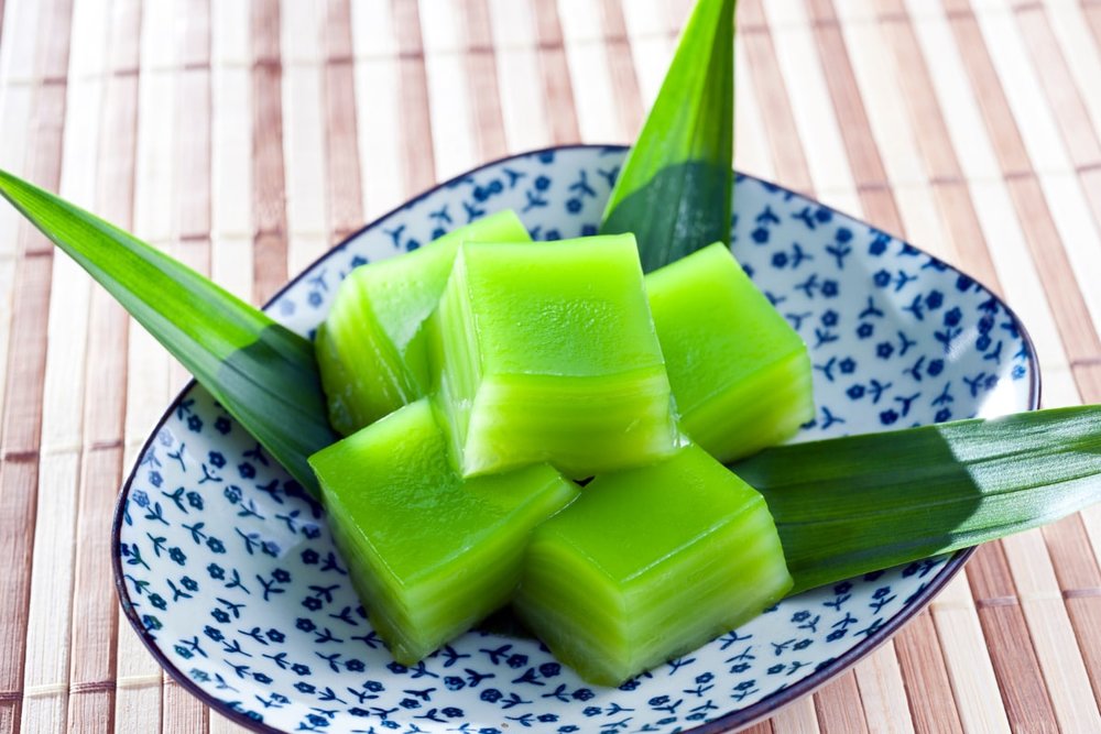  Bánh Ngọt Thái Truyền Thống Nhiều Màu Sắc