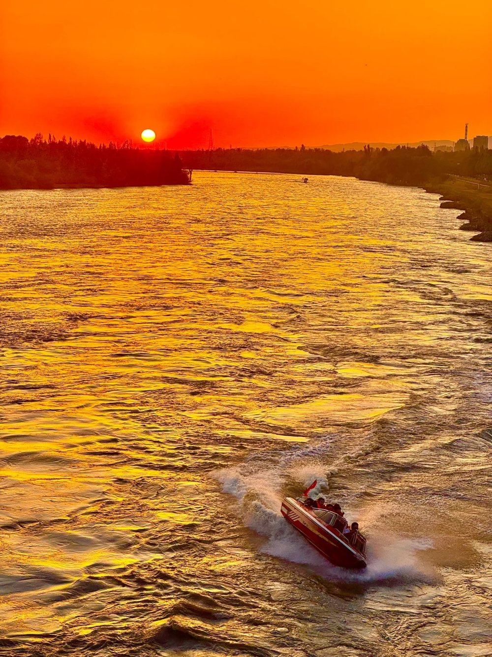 伊犁景點, 伊犁河, 伊犁自由行, 伊犁旅遊攻略