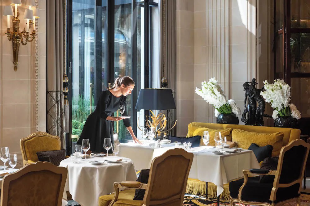 four season hotel george restaurant