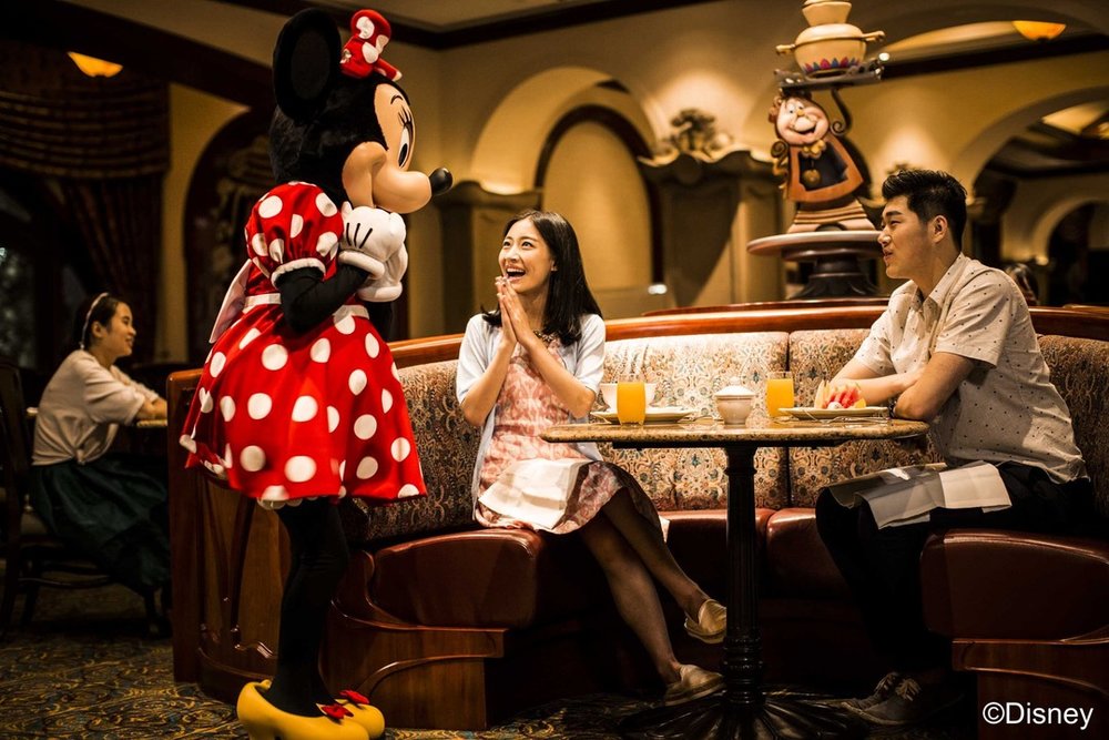 中国 上海ディズニー ホテル 公式 ルミエール・キッチン キャラクターダイニング
