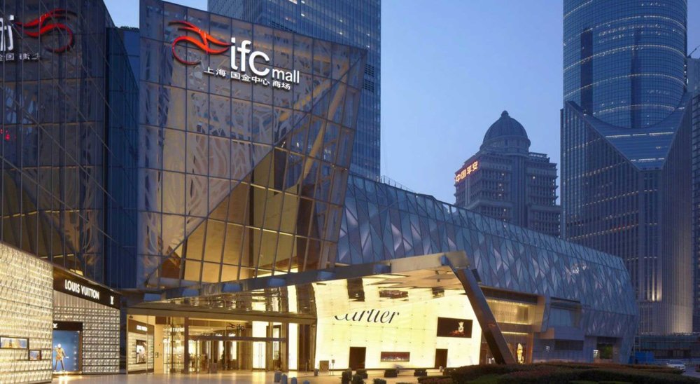 IFC Mall – Mua Sắm Cao Cấp Kết Hợp Giải Trí Giữa Lujiazui