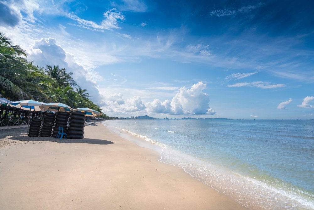  Bãi Biển Dong Tan - Không Gian Mở Thân Thiện & Đầy Sức Sống