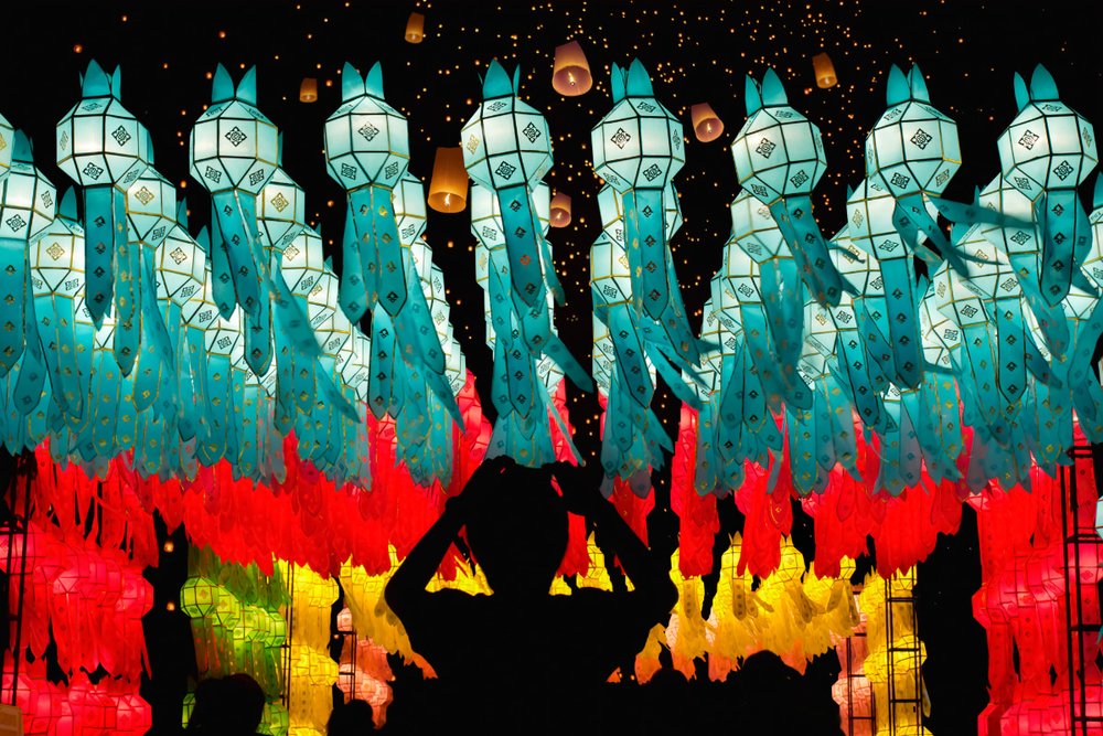 Lễ Hội Đèn Trời Yi Peng Thường Diễn Ra Ở Đâu?