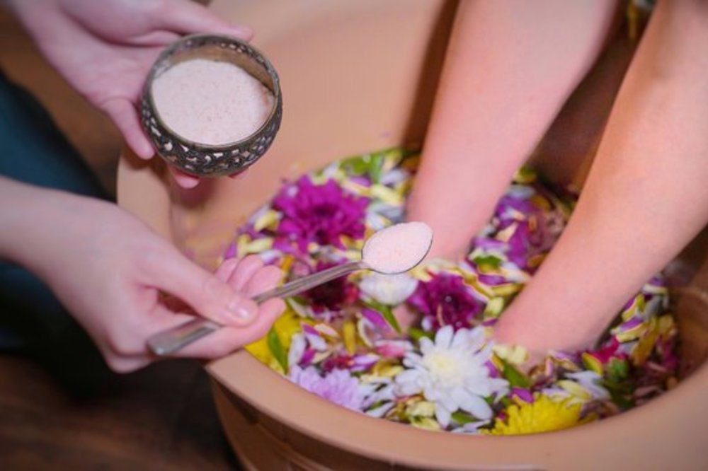 ayu borneo foot soak - spa dan urutan di ansa hotel bukit bintang