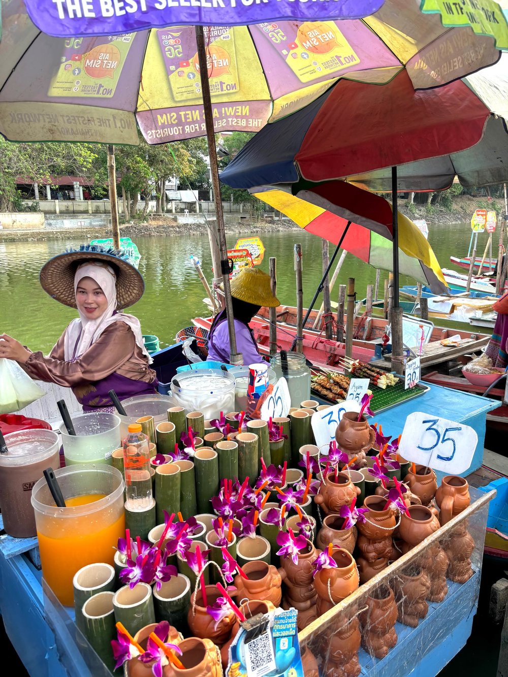 BM Khlonghae floating market Hat Yai 