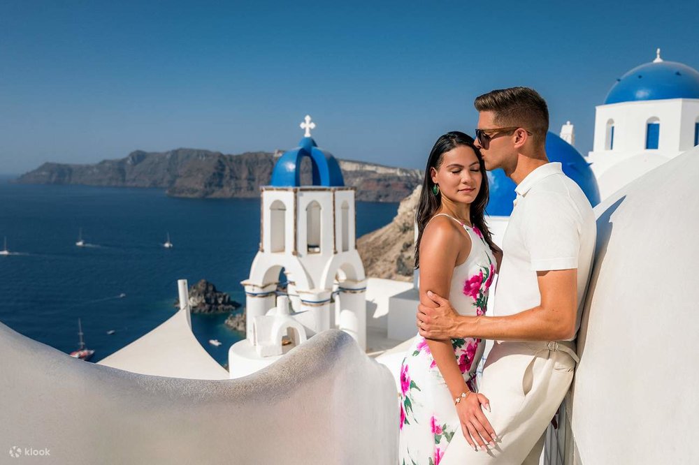 Chi Phí Lưu Trú Tại Santorini Bao Nhiêu?