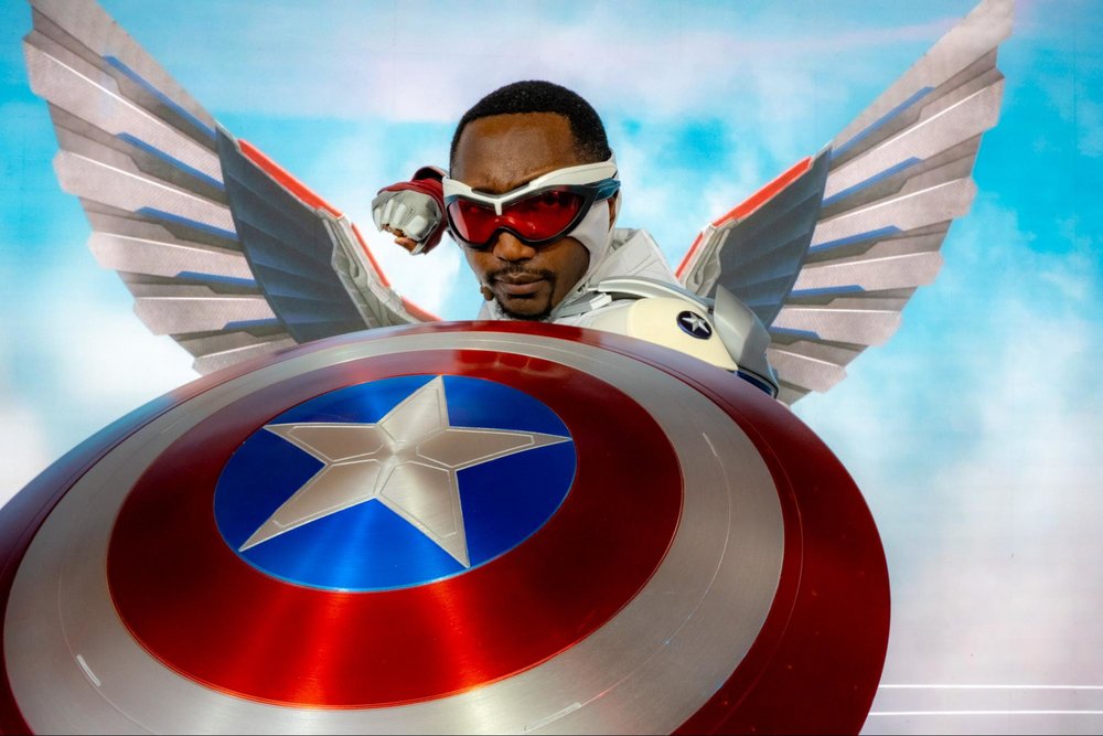 2025年最新！香港ディズニーランドのキャラクターグリーティング完全ガイド　トゥモロー・ランド　キャプテン・アメリカ