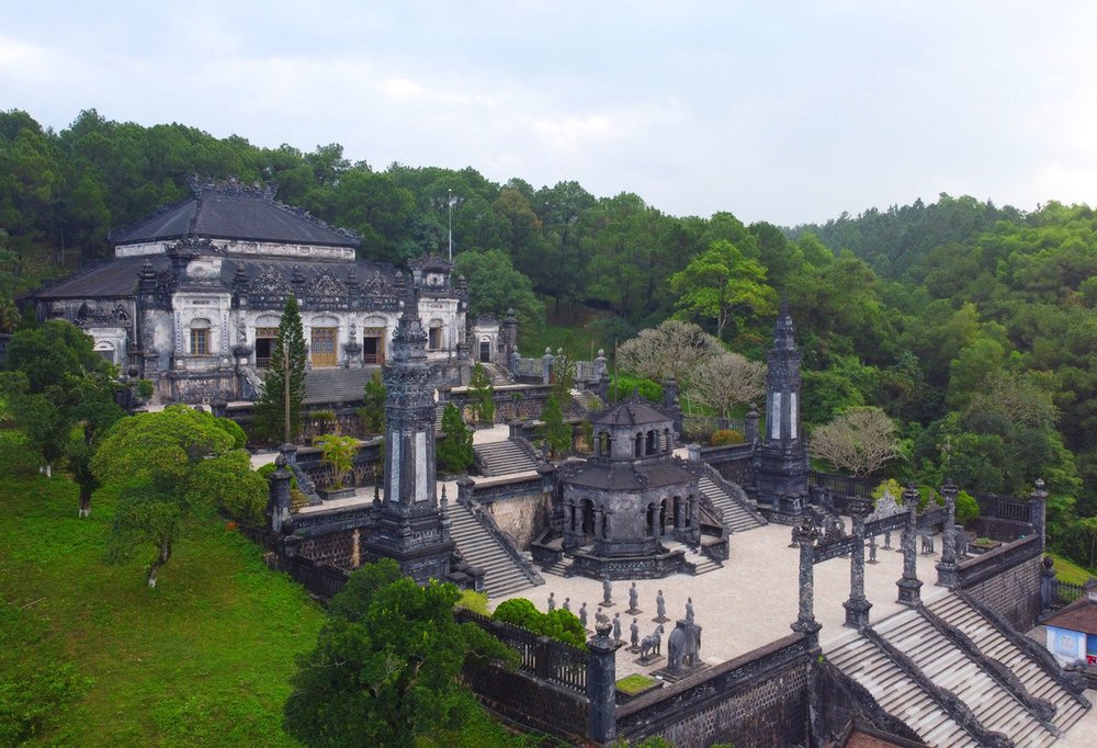 Kiến Trúc Bên Ngoài