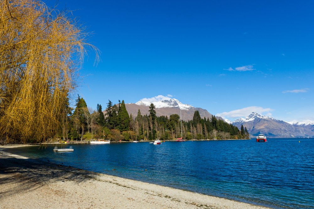 Du Ngoạn Trên Hồ Brienz Và Hồ Thun