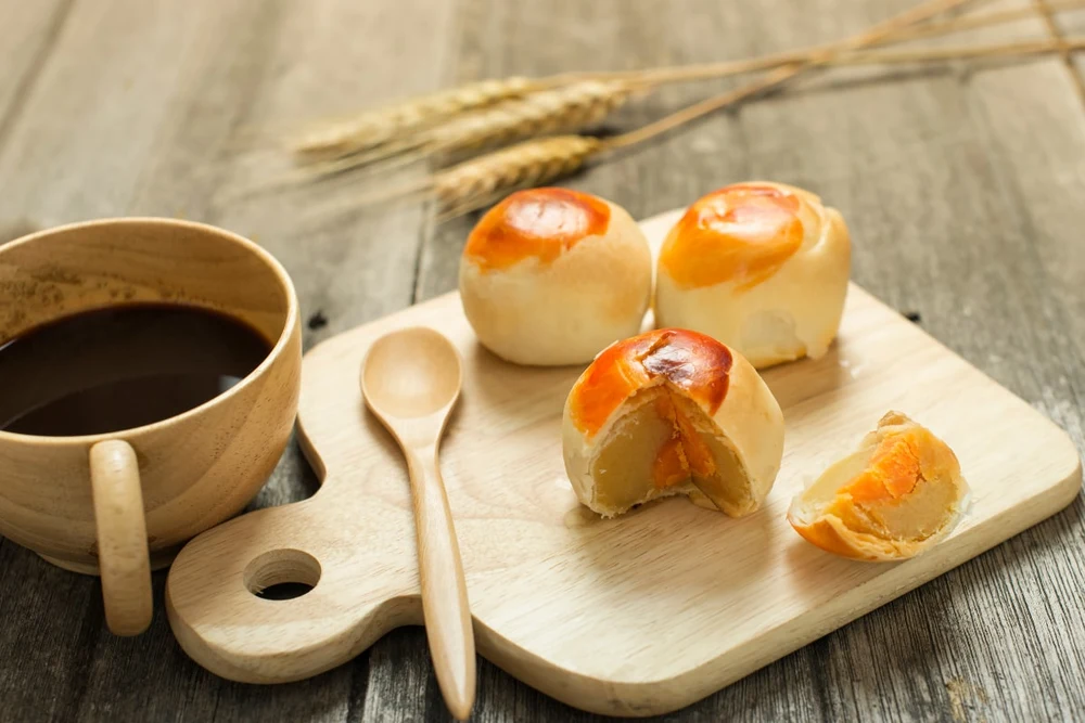 VẬN CHUYỂN BÁNH PÍA SÓC TRĂNG ĐI KHẮP CẢ NƯỚC BẰNG ĐƯỜNG SẮT – GIẢI PHÁP AN TOÀN, GIỮ TRỌN HƯƠNG VỊ ĐẶC SẢN