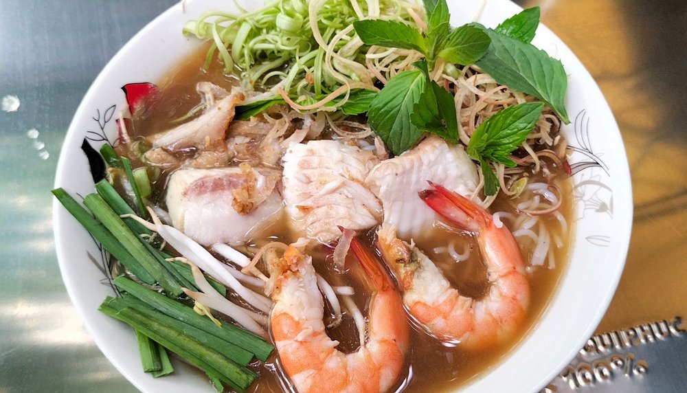 Bún Nước Lèo Cà Mau Với Nước Dùng Vừa Miệng