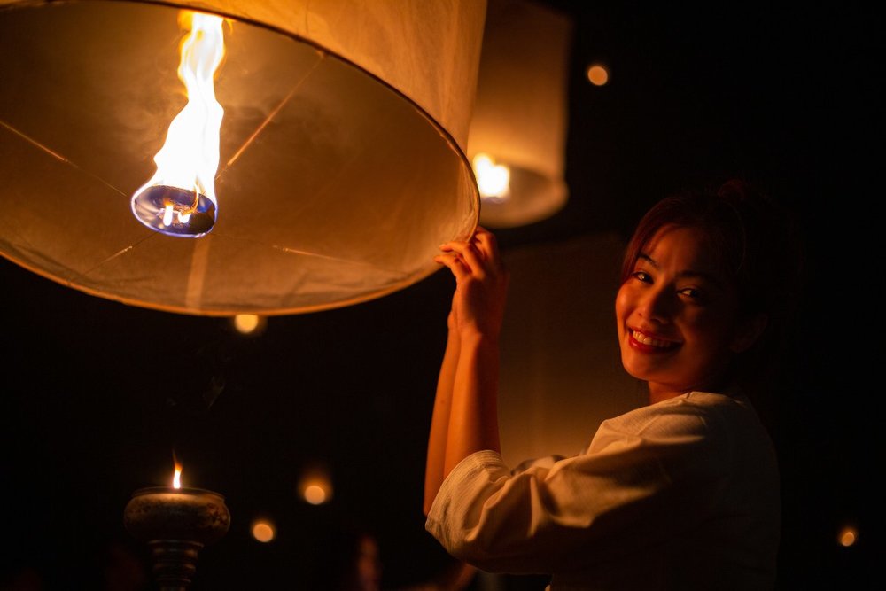 Lễ Hội Thiên Đăng Yi Peng: Thả Ước Nguyện Lên Trời Cao